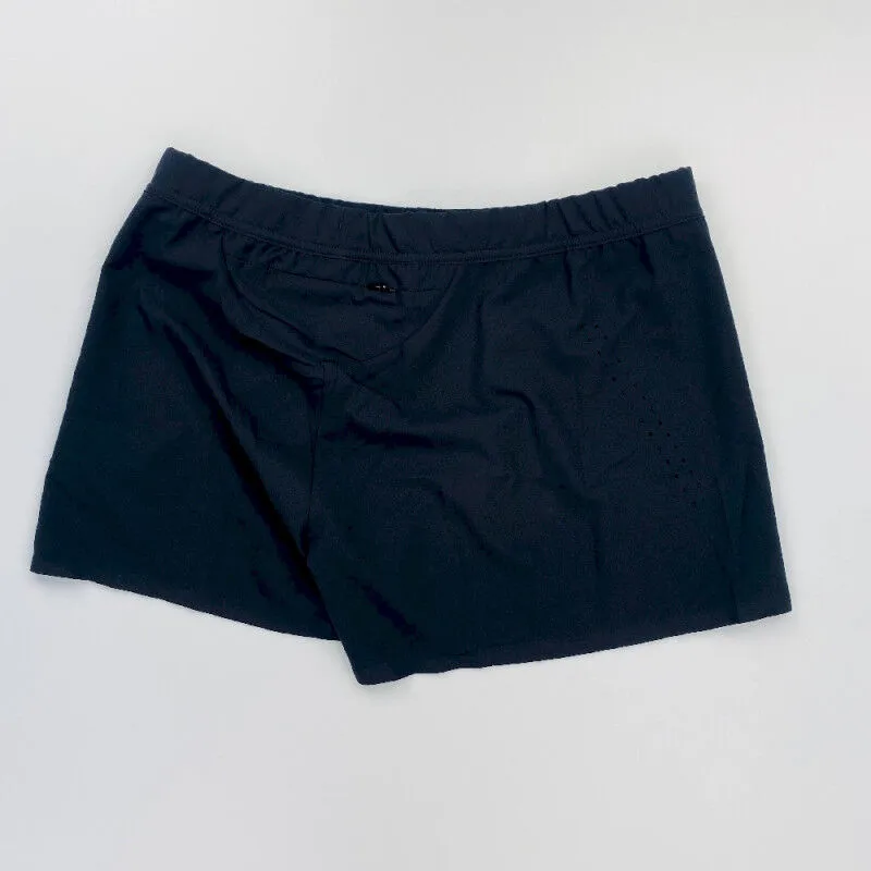 Odlo Short Zeroweight 3 inch - Seconde main Short femme - Noir - M | Hardloop